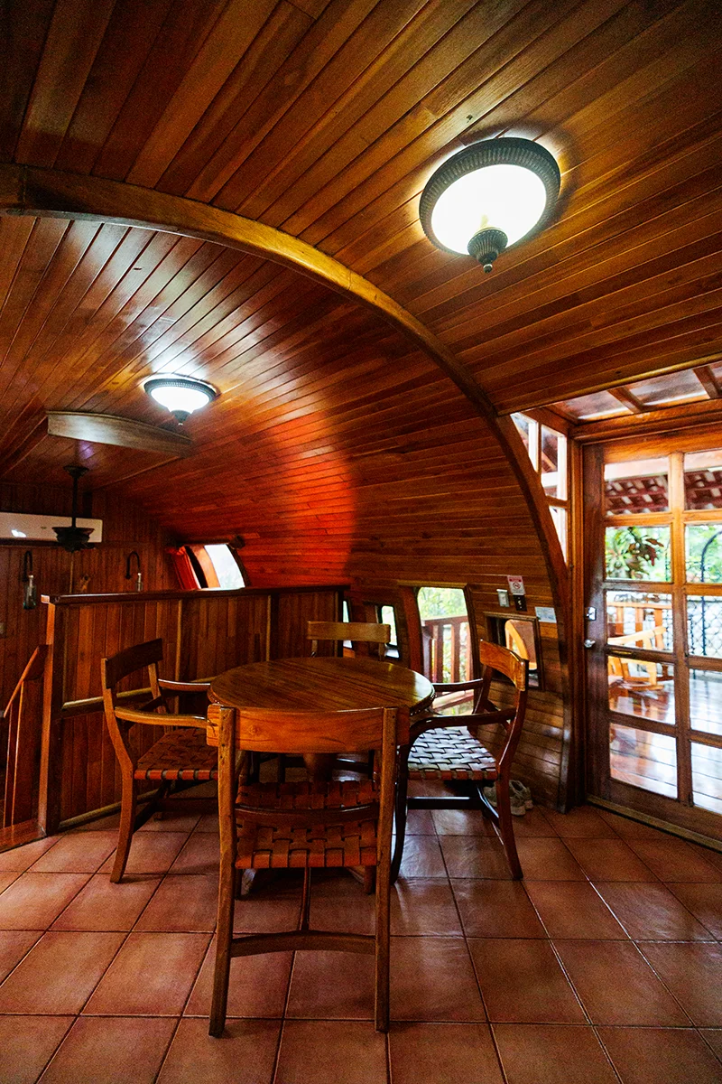 727 Fuselage Home dining room