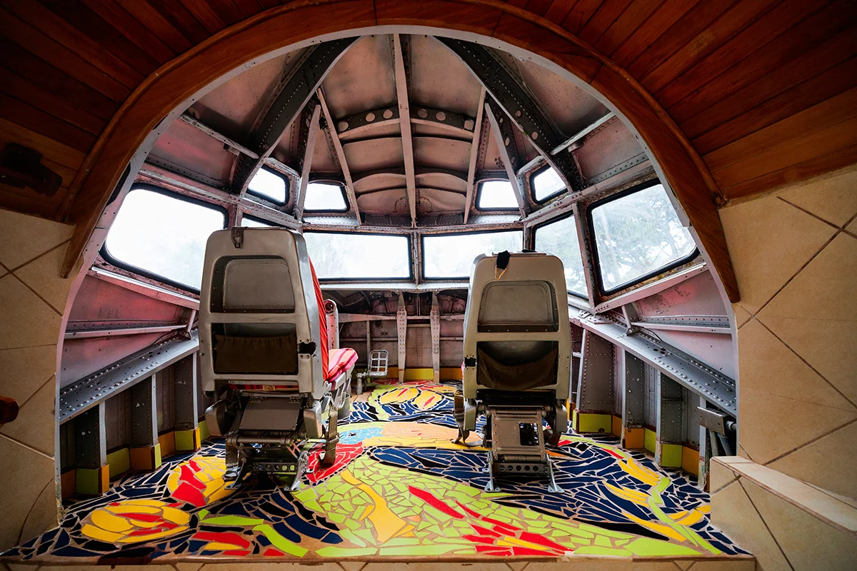 727 Fuselage Home cockpit