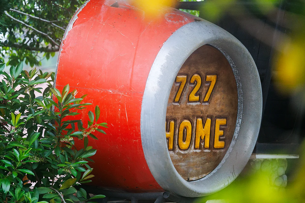 727 Fuselage Home