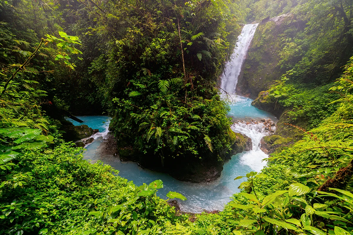 2-week Costa Rica itinerary - La Pintada Waterfall in Bajos del Toro
