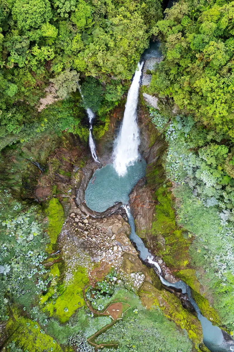 Catarata del Toro in Bajos del Toro Costa Rica