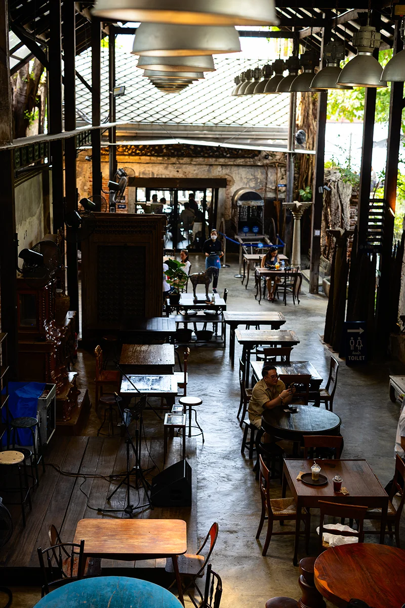 Cozy interior with vintage charm of Hong Sieng Kong cafe in Bangkok