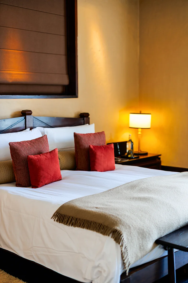 Cozy bedroom - Gangtey Lodge in Bhutan