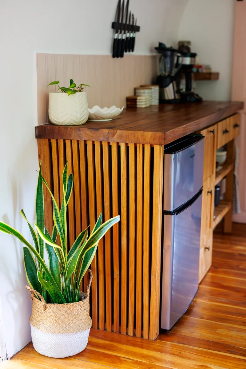 Kitchen interior in Avion at La Caravana in Costa Rica