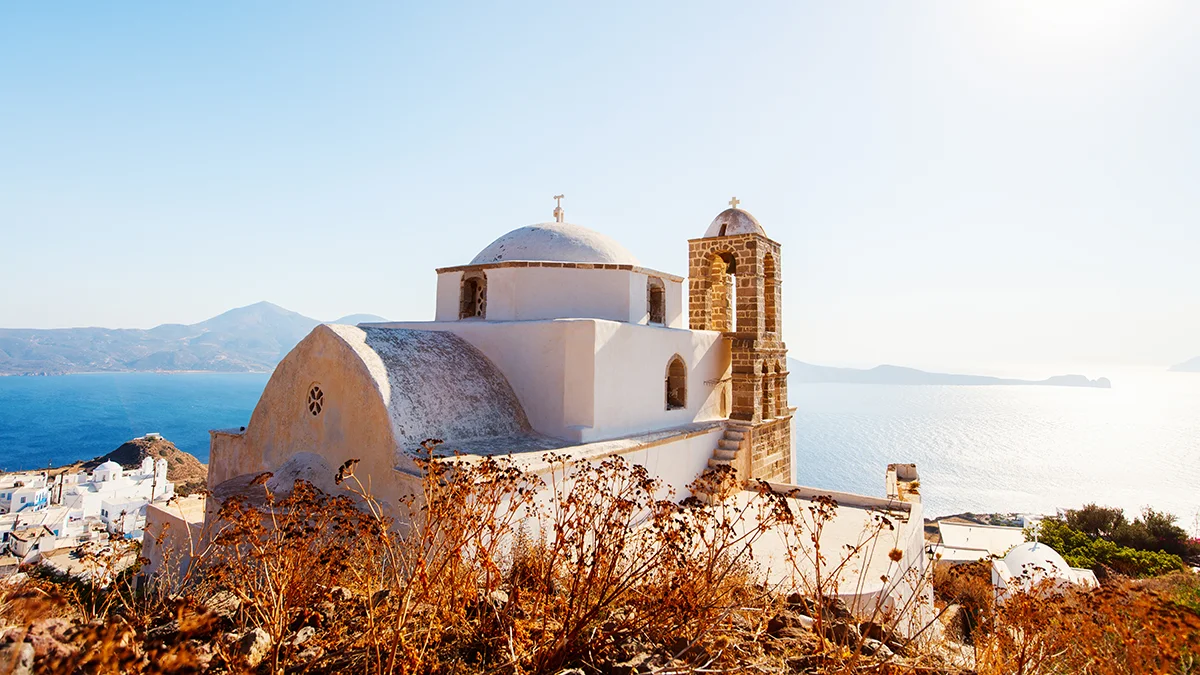 One Week in Milos: Your Perfect Greek Island Itinerary