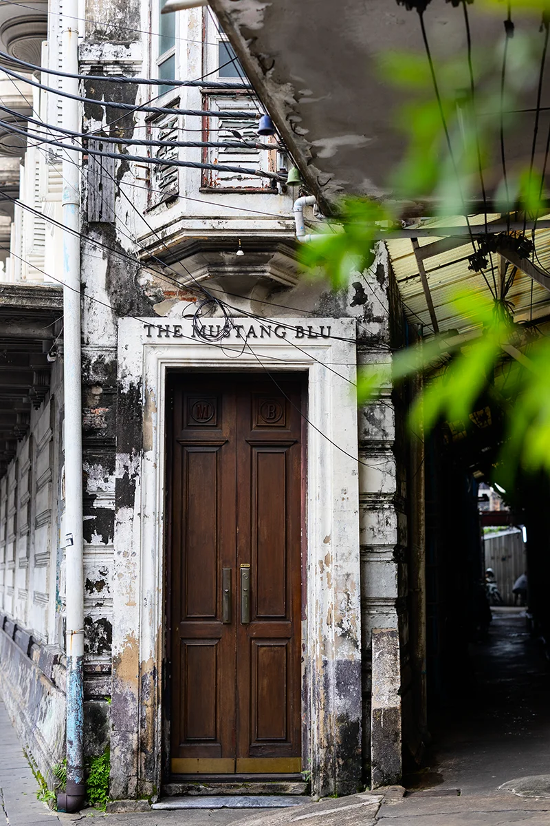 The Mustang Blu building entrance