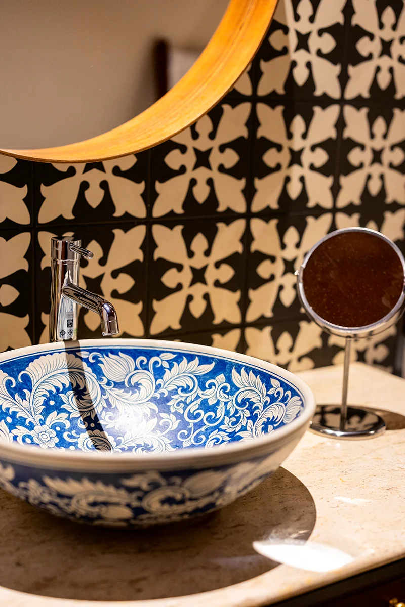 Decorative blue and white sink