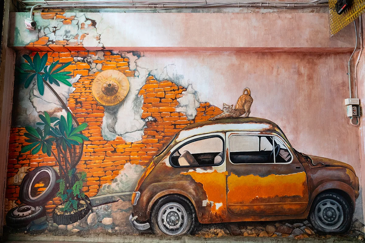 Talat Noi street art Bangkok itinerary